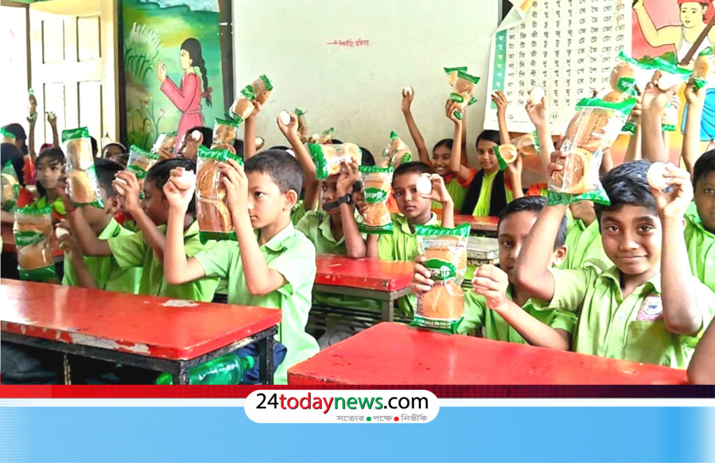 মৌলভীবাজারে স্কুল ফিডিং কার্যক্রমে বাড়ছে শিক্ষার্থী উপস্থিতি