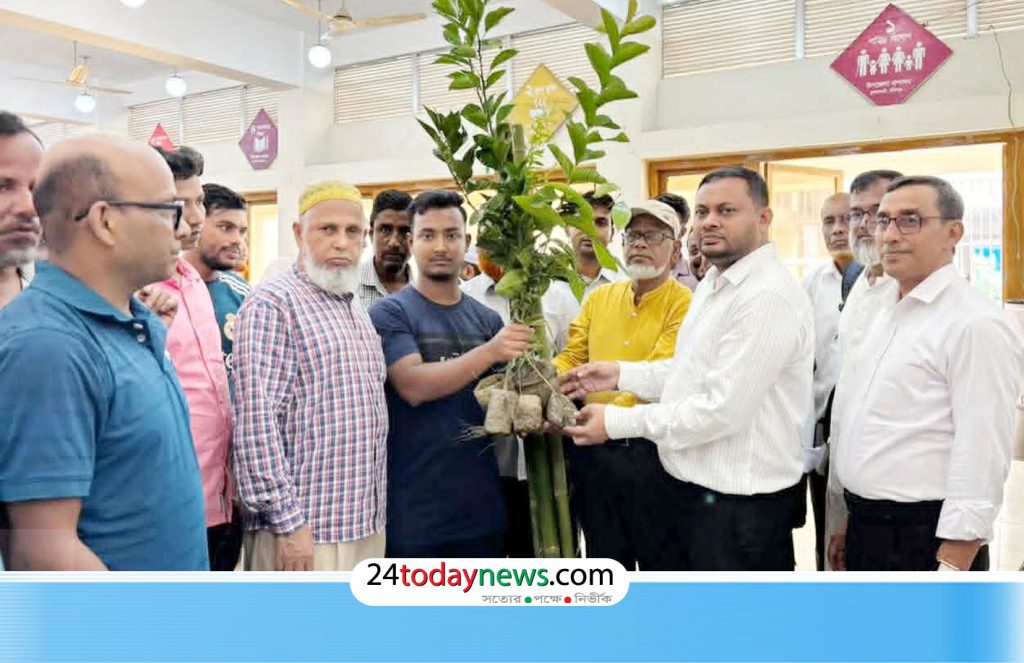 চুনারুঘাটে উপকারভোগী কৃষকদের মাঝে কৃষি উপকরণ বিতরণ