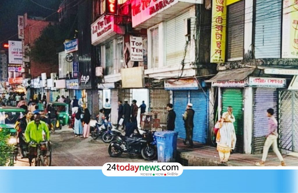 রাত ৮টার মধ্যে বন্ধ মার্কেট-শপিংমল, ৭টায় নেভাতে হবে আলোকিত বিলবোর্ড