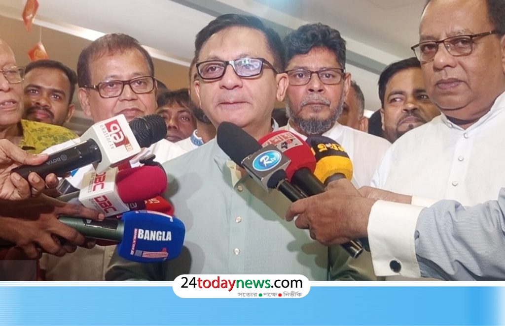 জ্বালানি সংকট থেকে বের হওয়ার জন্য সময় দিতে হবে: বাণিজ্যমন্ত্রী