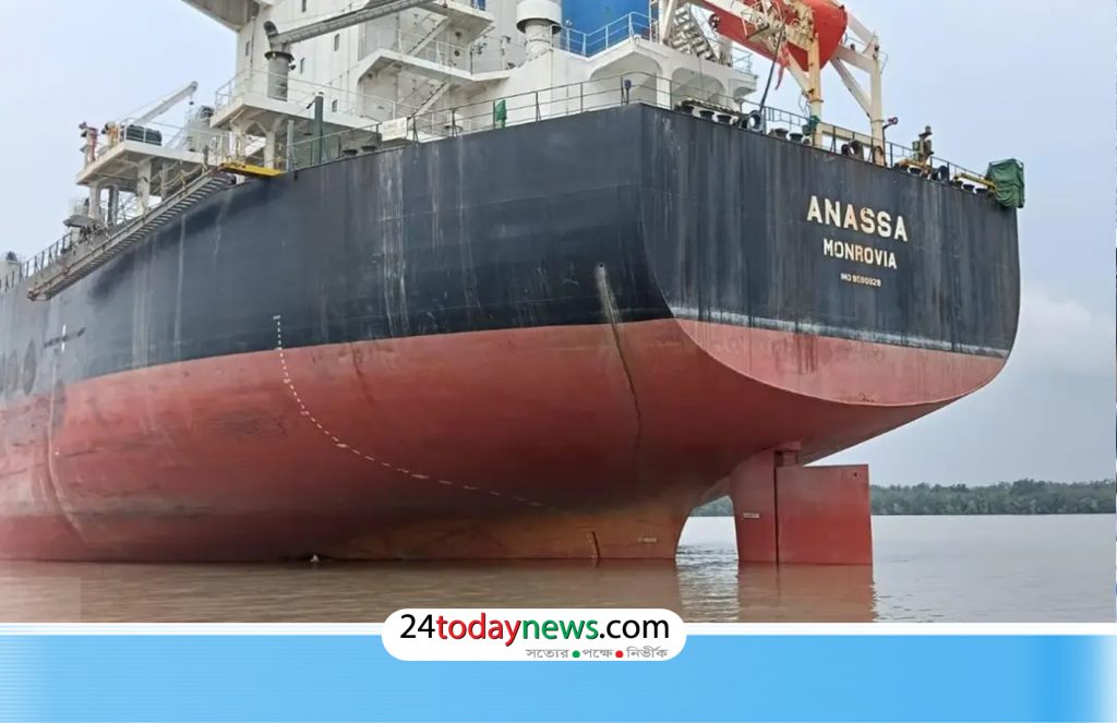 রাজস্ব ফাঁকি : মোংলা বন্দরে ঘোষণার চেয়ে ১১৭৫ টন বেশি স্ল্যাগ